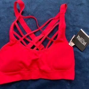 Victoria secret red sports bra size small nwt